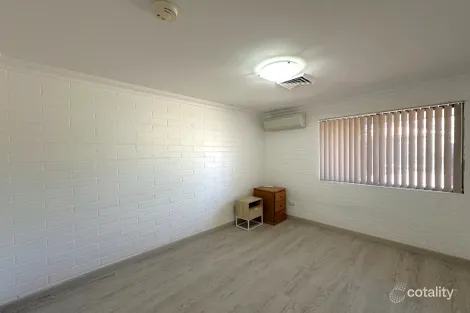 Property photo of 2/26 Pelusey Way Nickol WA 6714