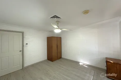 Property photo of 2/26 Pelusey Way Nickol WA 6714