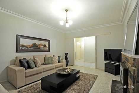 Property photo of 31 Gellibrand Crescent Reservoir VIC 3073