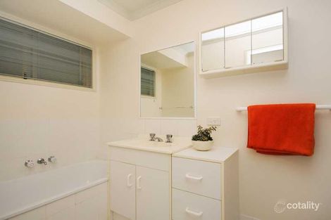 Property photo of 2/55 Village Way Oxenford QLD 4210