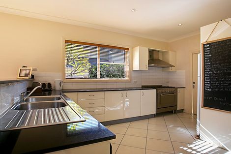 Property photo of 2 Lochview Crescent Mount Annan NSW 2567