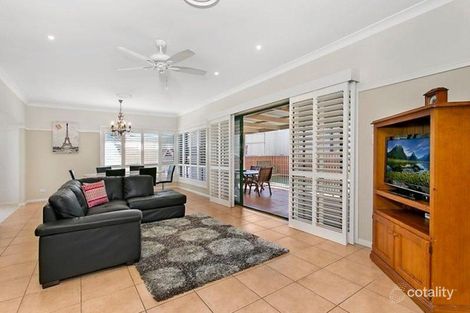 Property photo of 30 Cowell Street Carindale QLD 4152