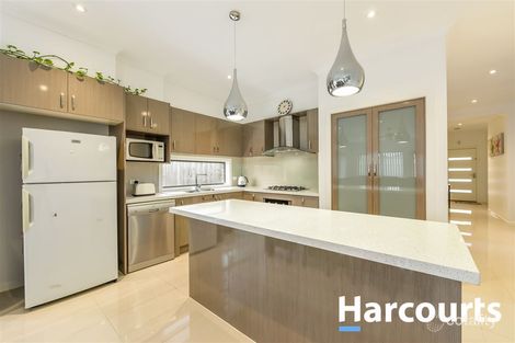 Property photo of 33 Naas Road Clyde North VIC 3978