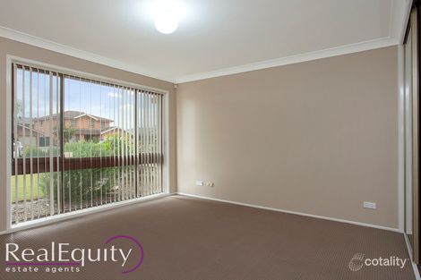 Property photo of 33 Derby Crescent Chipping Norton NSW 2170