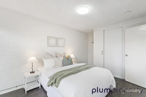 Property photo of 2/380 Milton Road Auchenflower QLD 4066