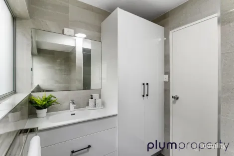 Property photo of 2/380 Milton Road Auchenflower QLD 4066