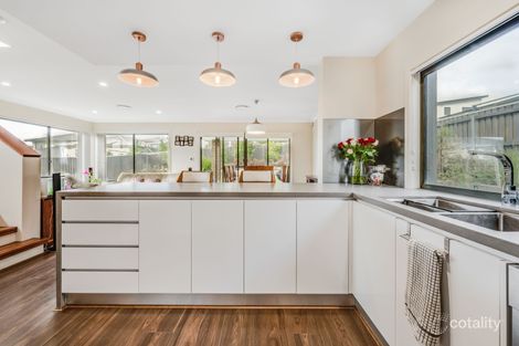 Property photo of 37 Hyslop Crescent Casey ACT 2913