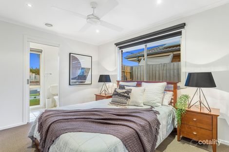 Property photo of 2 Willis Court Altona Meadows VIC 3028