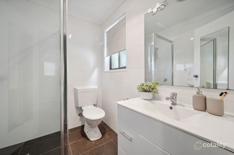 Property photo of 1 Appel Crescent Fadden ACT 2904