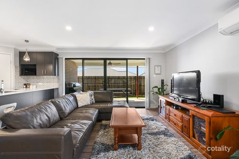 10 Surita St, Cotswold Hills, QLD 4350