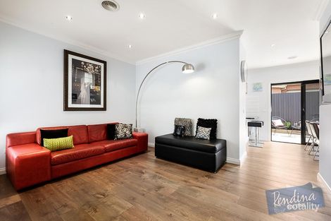 Property photo of 2/96 Cooper Street Essendon VIC 3040