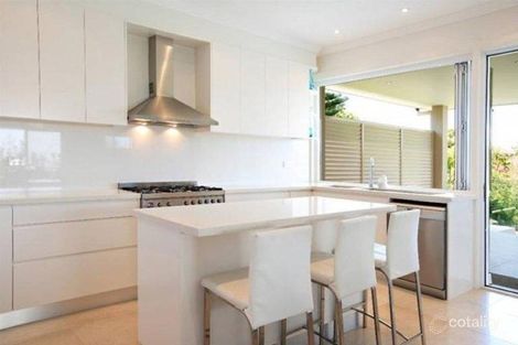 20 Wyndora Ave, Freshwater, NSW 2096