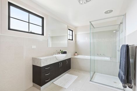 Property photo of 3 Skipton Close Keilor Downs VIC 3038