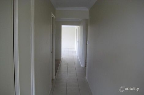 Property photo of 2 Holly Court Raceview QLD 4305