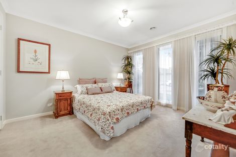 Property photo of 21 Crampton Chase Sandhurst VIC 3977