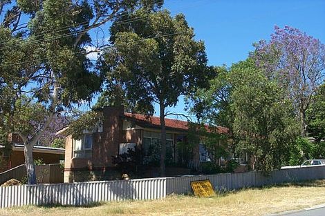 2 Princeton St, Kelmscott, WA 6111