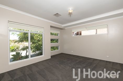 Property photo of 40 Fairway Crescent Meadow Springs WA 6210