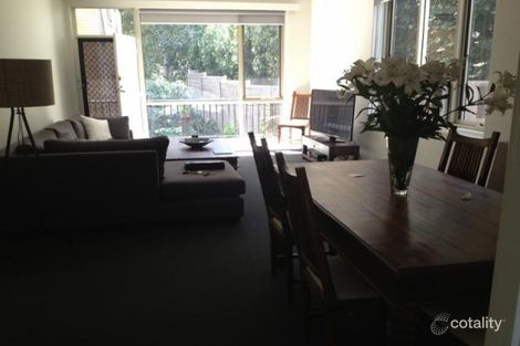 Property photo of 2/1 McMaster Court Toorak VIC 3142