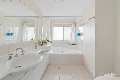 Property photo of 12/8 Peninsula Avenue Cornubia QLD 4130