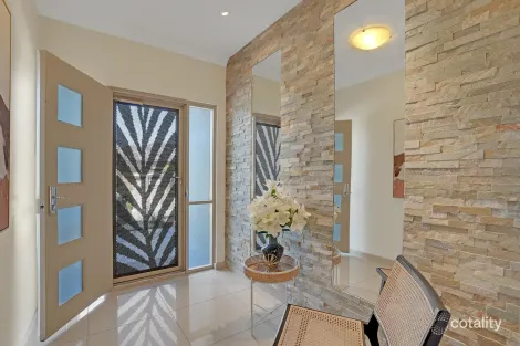 Property photo of 7 Pine Court Mawson Lakes SA 5095