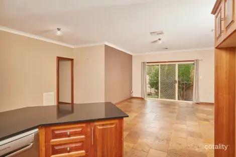 Property photo of 6 Minya Place Glenfield Park NSW 2650