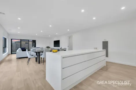 Property photo of 12 Woodland Street Lara VIC 3212