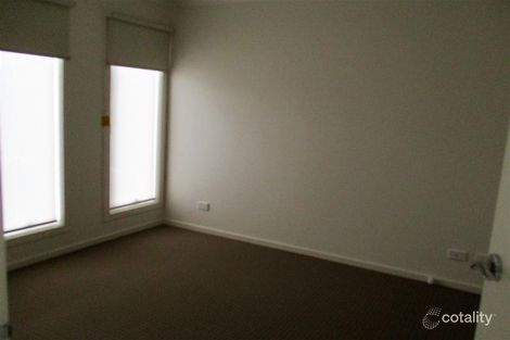 Property photo of 305 Settlement Road Drouin VIC 3818