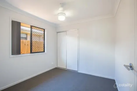 Property photo of 8 Moonstone Street Pimpama QLD 4209