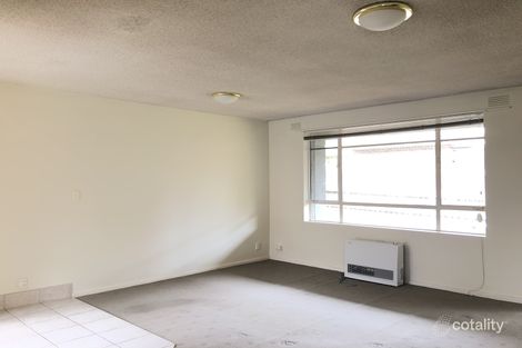 Property photo of 2/173 Kilby Road Kew East VIC 3102
