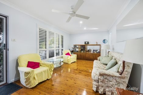 Property photo of 5 Dampier Boulevard Killarney Vale NSW 2261