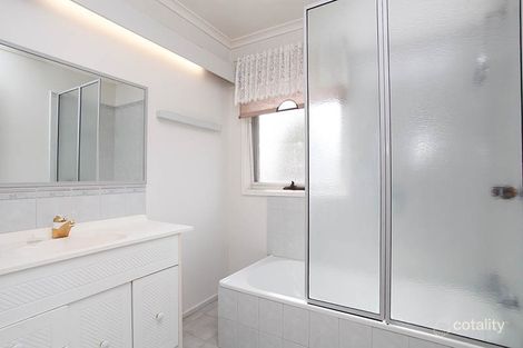 Property photo of 3 Devon Court Mount Martha VIC 3934