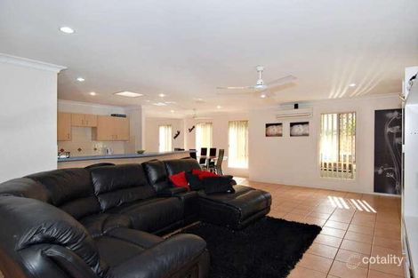 Property photo of 34 Hazlehead Place Oxley QLD 4075