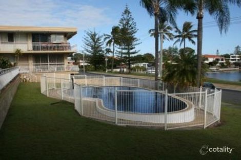 2/11 Watson Esp, Surfers Paradise, QLD 4217