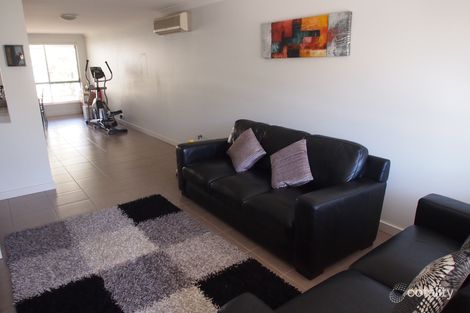 Property photo of 6 Acton Lane Holsworthy NSW 2173