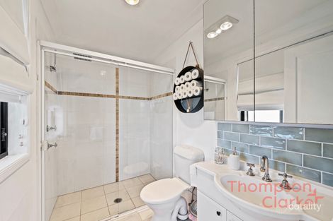 Property photo of 53 Golden Wattle Crescent Thornton NSW 2322