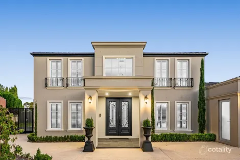 13 Kinnaird Ct, Taylors Lakes, VIC 3038