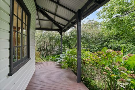 Property photo of 1 Railway Crescent Mittagong NSW 2575