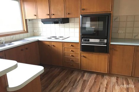 Property photo of 18 Sarah Place Armidale NSW 2350