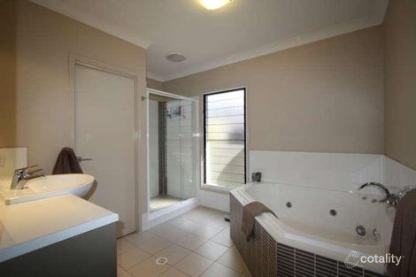 Property photo of 4 Wanaka Place McDowall QLD 4053