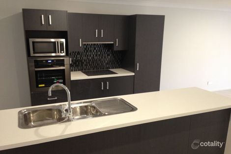 Property photo of 2/14 Compass Drive Biggera Waters QLD 4216