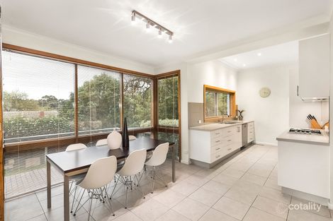 Property photo of 8 Mervyn Crescent Ivanhoe VIC 3079