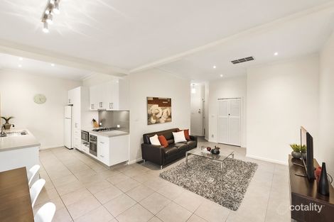 Property photo of 8 Mervyn Crescent Ivanhoe VIC 3079