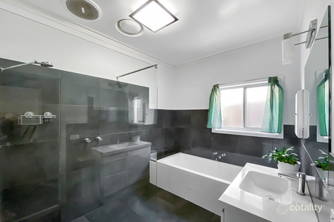 Property photo of 1/307 Walker Street Ballarat North VIC 3350