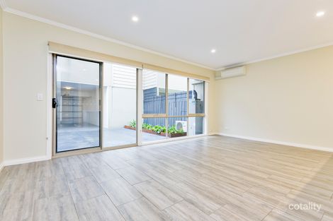Property photo of 71 The Crescent Kensington VIC 3031