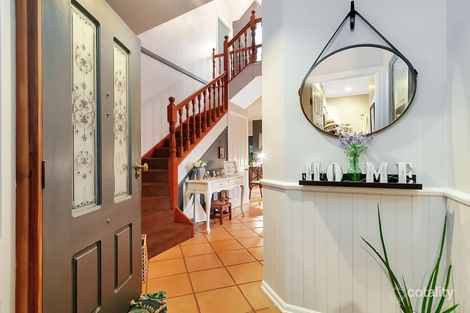 Property photo of 3 Tarragon Place Forest Lake QLD 4078