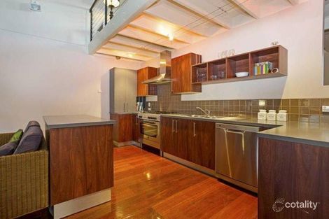 Property photo of 8 Beacon Lane Caroline Springs VIC 3023