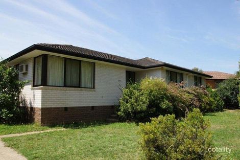 121 Osburn Dr, Macgregor, ACT 2615