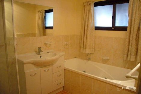 Property photo of 98 Almeida Street Indooroopilly QLD 4068