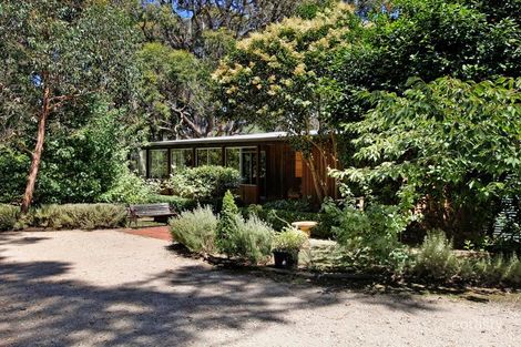 Property photo of 66 Strathclyde Crescent Woodend VIC 3442