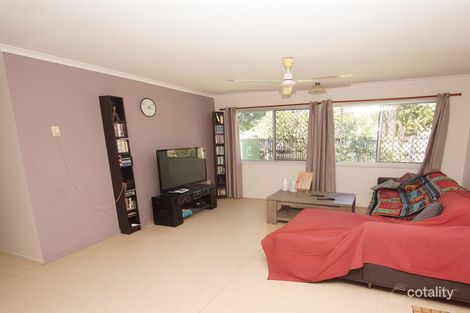 Property photo of 13 Craig Street Mooroobool QLD 4870